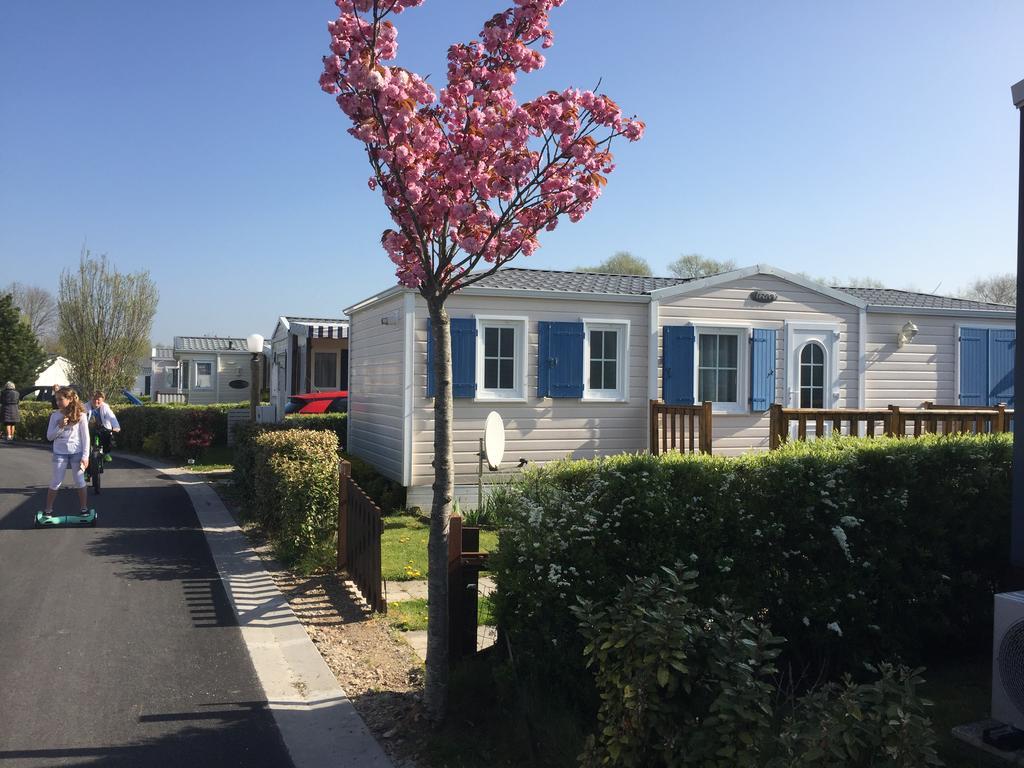 Camping Caravaning Les Cerisiers Berck Sur Mer Verton Kültér fotó